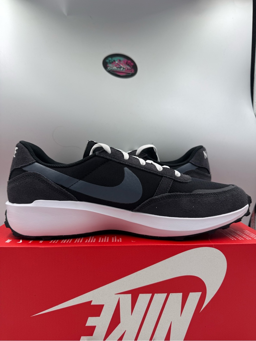 Nike Waffle Nav Black White Off Noir BRAND NEW Size 13 - Picture 5 of 8